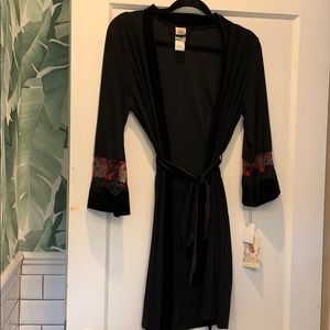 In Bloom black robe size Small NWT